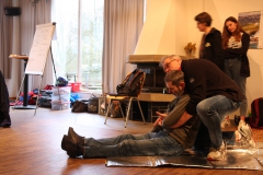 Retten und Bergen einer Person aus dem Gefahrenbereich