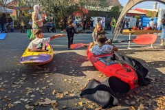 Kinder in Booten 2
